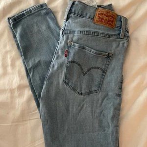 🦋BOGO FREE🦋 LEVI'S Skinny Jeans - SIZE: US Women 26